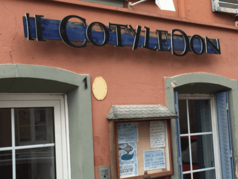 façade du local de l'Espace Culturel Associatif "Le Cotylédon"